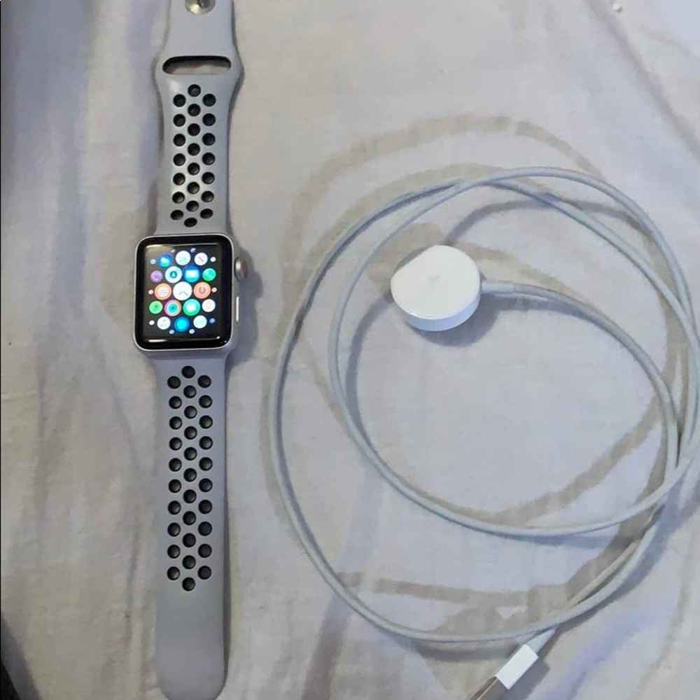 Apple Watch. Great condition! Nike 3 Series